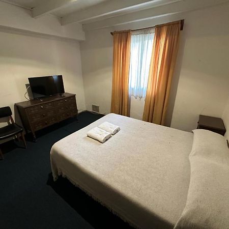 Hotel Paris Río Gallegos Kültér fotó