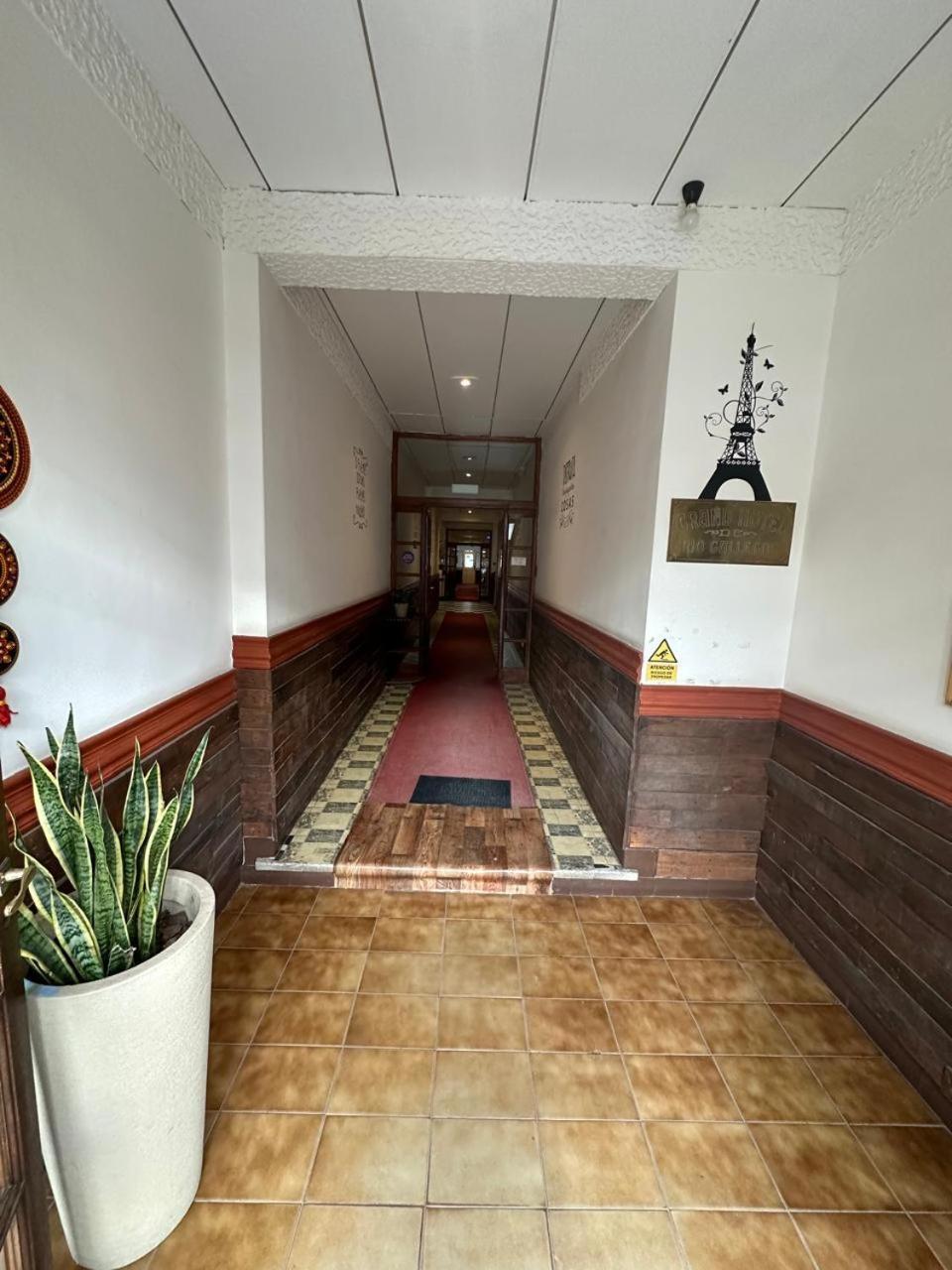 Hotel Paris Río Gallegos Kültér fotó