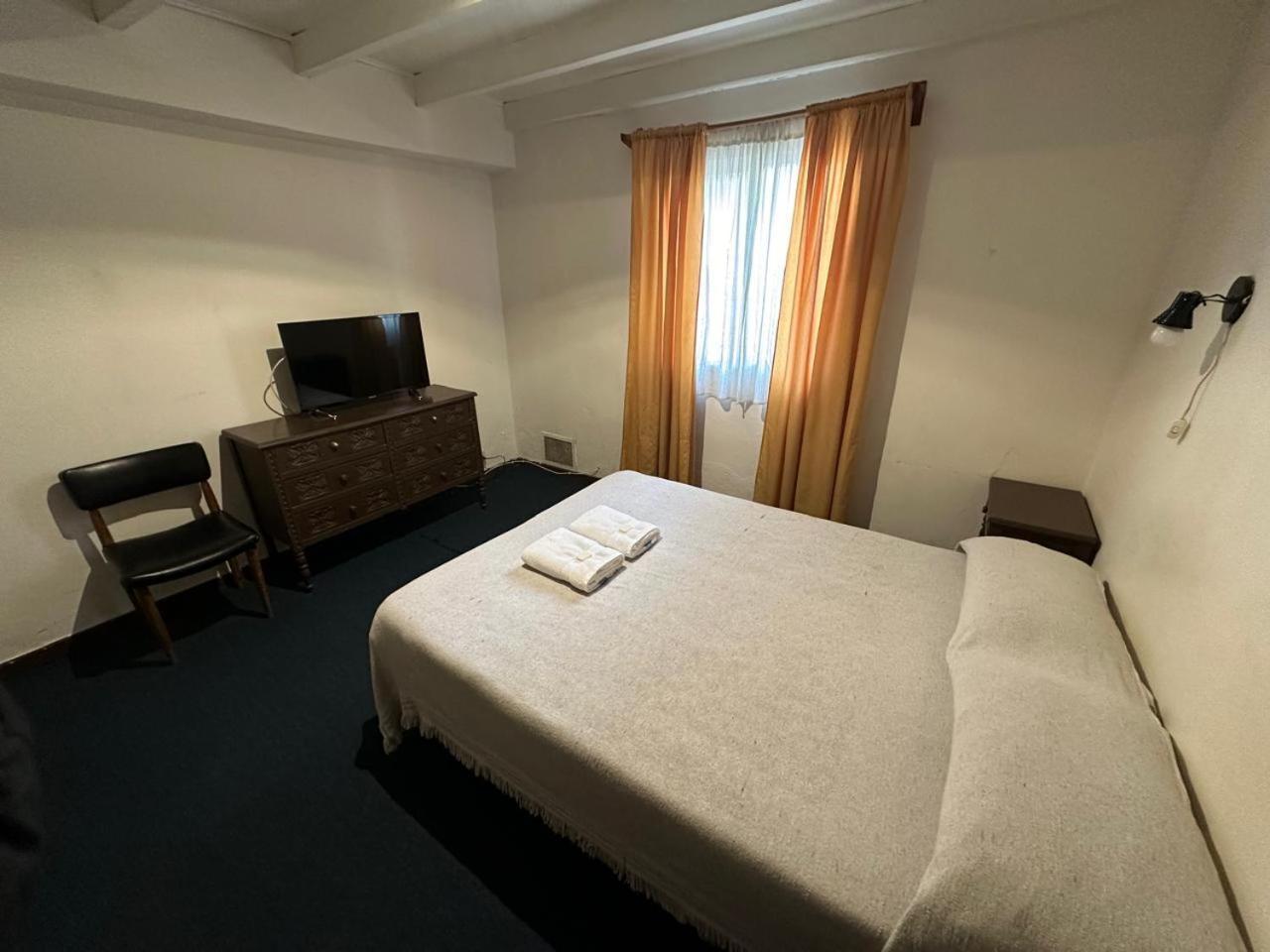 Hotel Paris Río Gallegos Kültér fotó